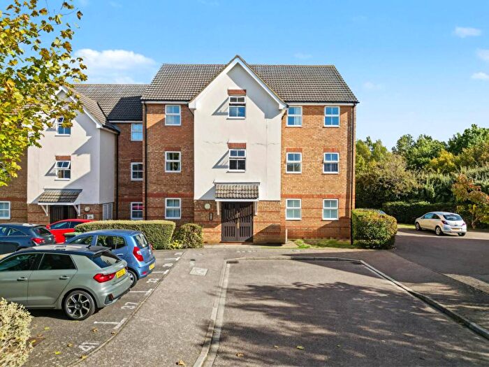 1 Bedroom Apartment For Sale In Honeysuckle Close, Biggleswade, Bedfordshire, SG18