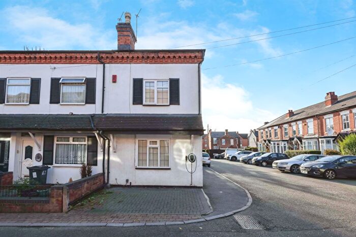 3 Bedroom End Of Terrace House For Sale In Spring Hill, Erdington, Birmingham, B24