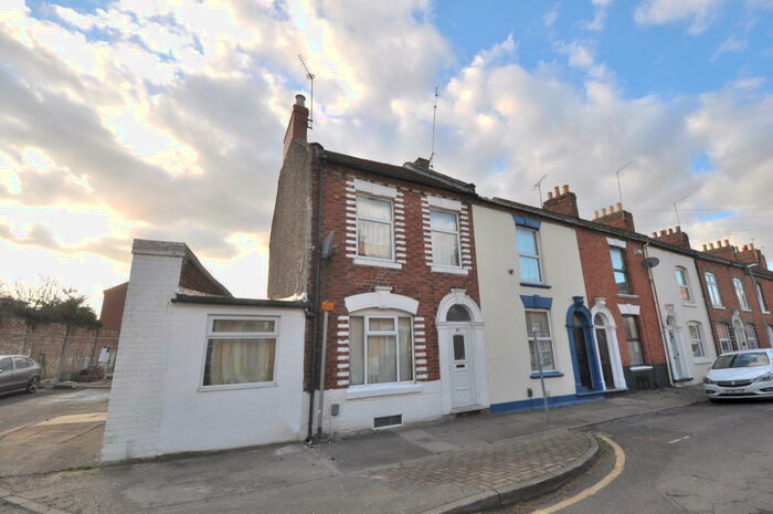 3 Bedroom End Of Terrace House To Rent In Palmerston Road, Northampton, NN1