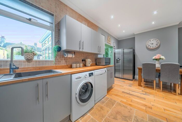 3 Bedroom Terraced House For Sale In Greening Street, London, SE2