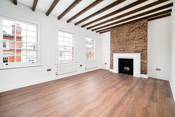 1 Bedroom Apartment To Rent In Downshire Hill, Hampstead, NW3