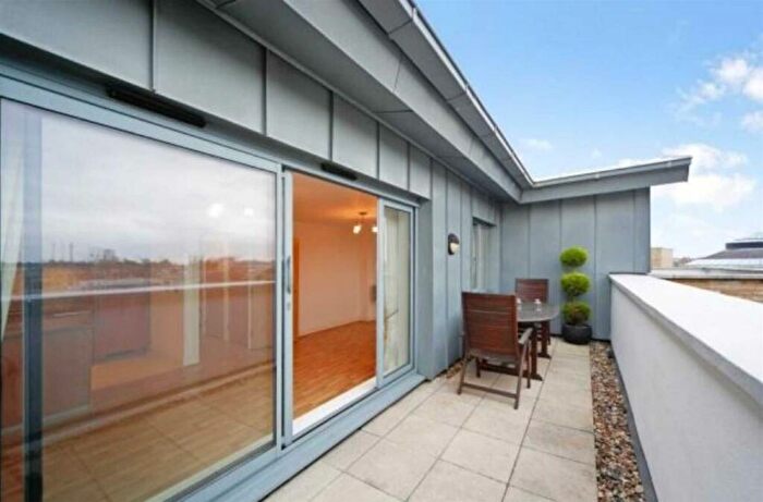 2 Bedroom Flat To Rent In Circa Apartments Regents Park Road Primrose Hill, NW1