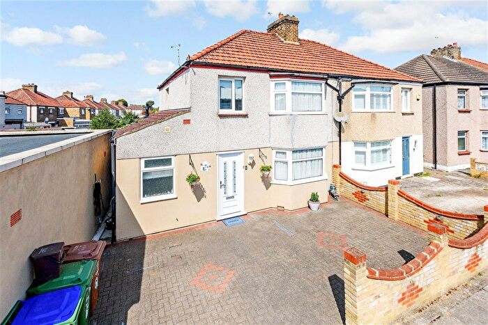 4 Bedroom Semi Detached House For Sale In Westbrooke Crescent, Welling, Kent, DA16