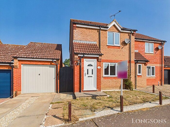 2 Bedroom Semi Detached House To Rent In Kingfisher Drive, Swaffham, PE37