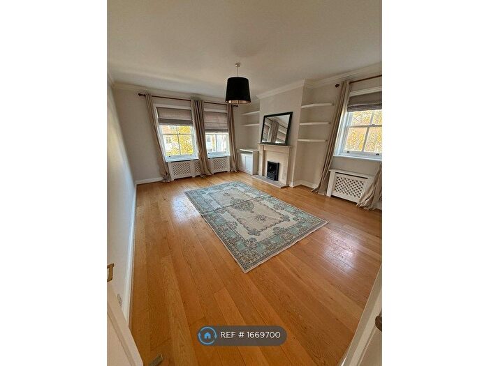 2 Bedroom Flat To Rent In Parkhill Road, London, NW3