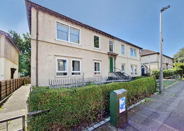 2 Bedroom Flat For Sale In / Lochend Gardens, Lochend, Edinburgh, EH7