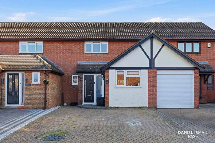 2 Bedroom Terraced House For Sale In High Bank, Langdon Hills, Basildon, SS16