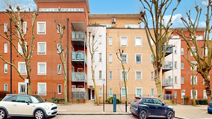 3 Bedroom Flat To Rent In Nexus Court, Kirkdale Road, London, E11