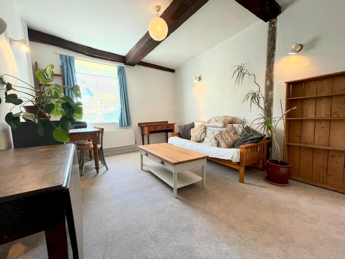 1 Bedroom Flat To Rent In Elm Hill, Norwich, NR3