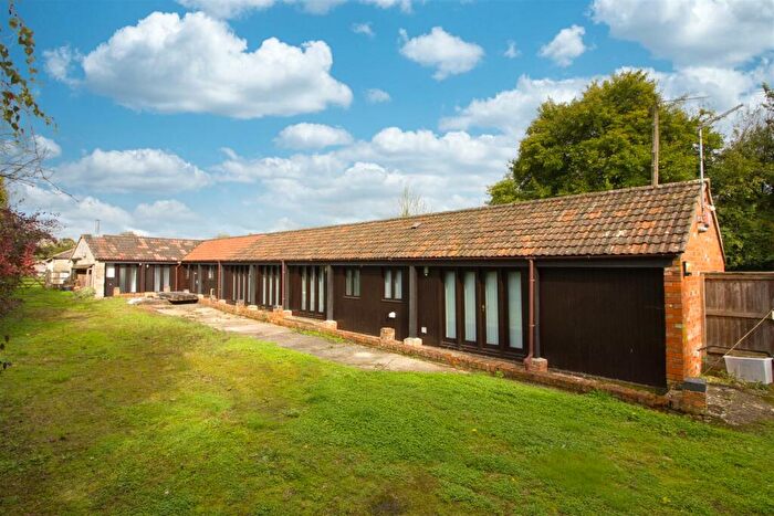 4 Bedroom Barn Conversion For Sale In Forge Mill Stables, Little Somerford, SN15