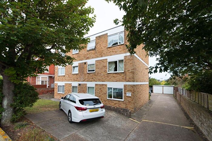 1 Bedroom Flat To Rent In Flat Dresden Court, Cuthbert Road, Westgate-On-Sea, Kent, CT8