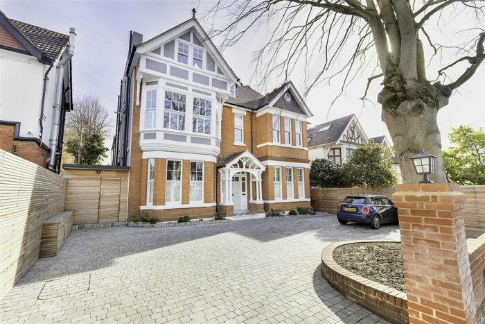 1 Bedroom Flat To Rent In Corfton Road, London, W5