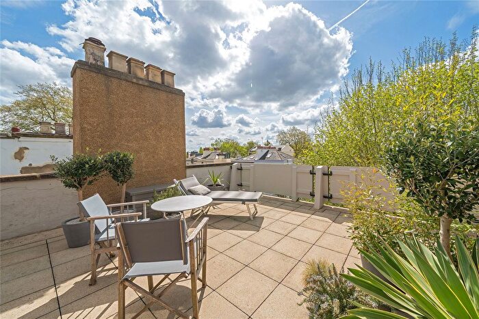 1 Bedroom Studio For Sale In Regents Park Road, Primrose Hill, London, NW1