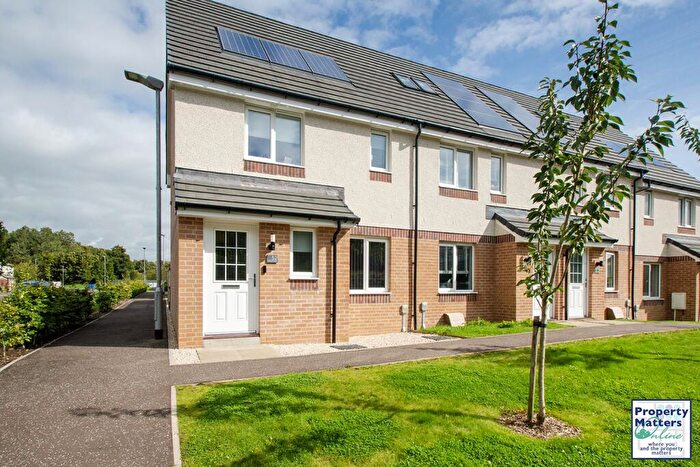3 Bedroom End Of Terrace House For Sale In Crompton Way, North Newmoor, KA11