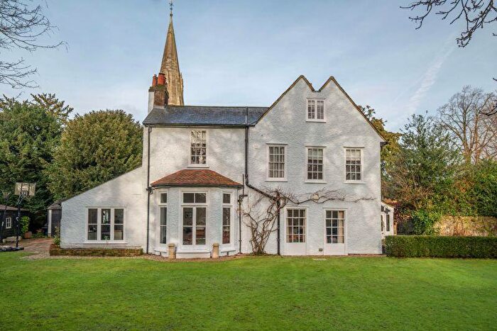 7 Bedroom Character Property For Sale In St Andrews Street, Hertford, SG14