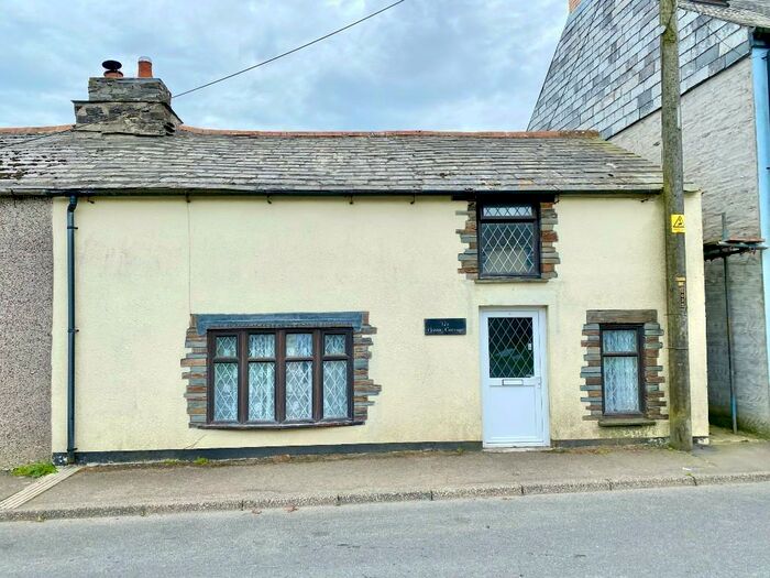 Houses for sale & to rent in PL33 9BU, Rockhead Street, St Teath And St