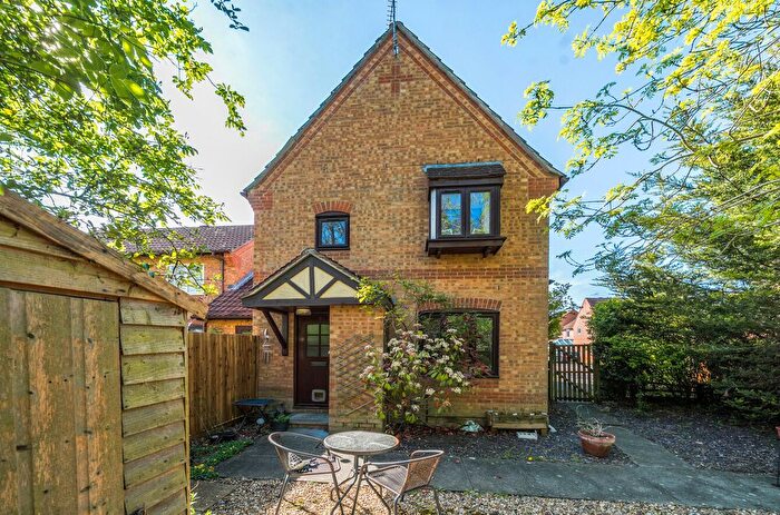 1 Bedroom Detached House To Rent In Fallow Field, Fleet, Hampshire, GU51