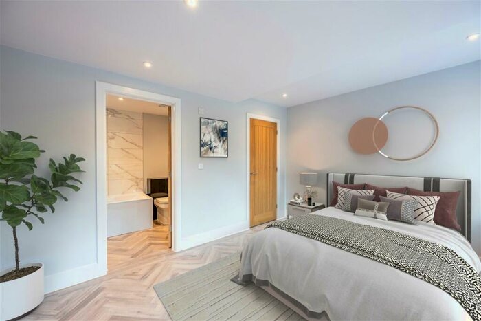 5 Bedroom Detached House For Sale In Fair Oak Road, Bishopstoke, Eastleigh, SO50