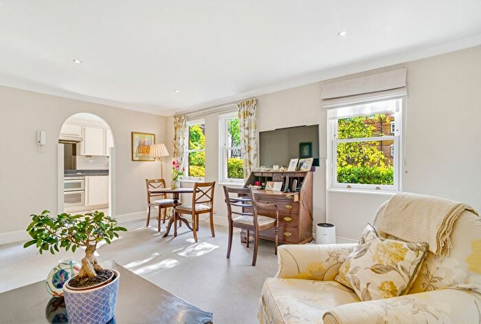 1 Bedroom Flat For Sale In East Hill, Wandsworth, SW18