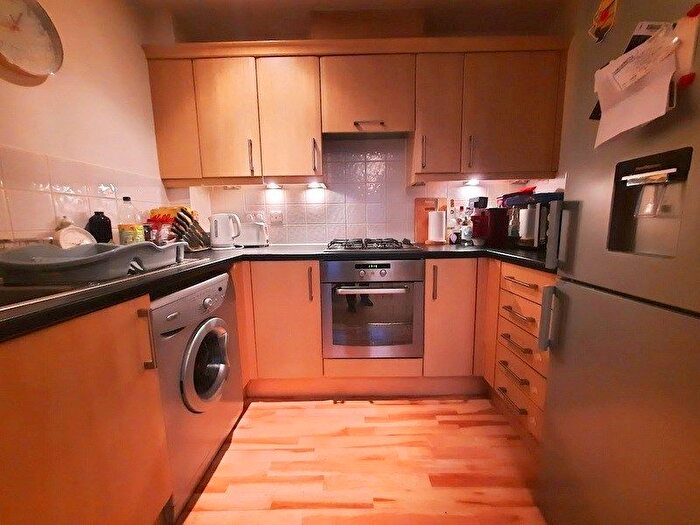 1 Bedroom Flat To Rent In Wooldridge Close, Bedfont, TW14