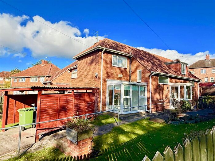 2 Bedroom Terraced House For Sale In Harrison Gardens, Gateshead, NE8