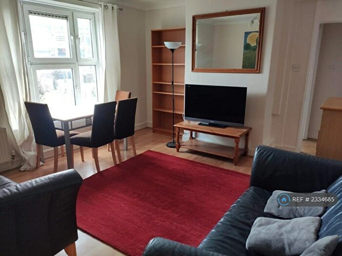 4 Bedroom Flat To Rent In Newburn Street, London, SE11