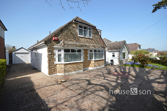 3 Bedroom Chalet For Sale In Northbourne Avenue, Bournemouth, BH10