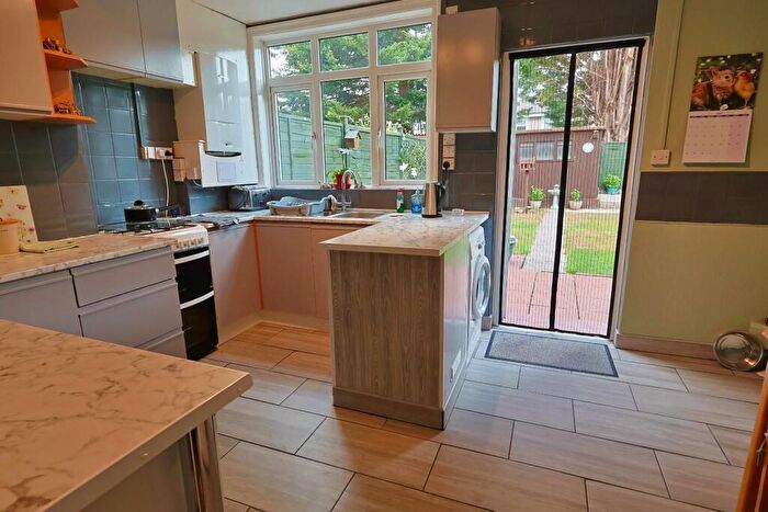 2 Bedroom Semi-Detached House To Rent In Coventry, CV4