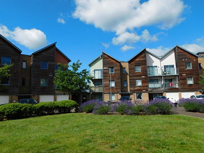 1 Bedroom Flat To Rent In Marine House, Quayside Drive, Colchester, Essex, CO2