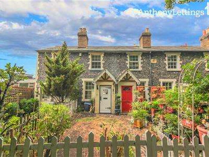 2 Bedroom Terraced House To Rent In Burford Place, Hoddesdon, EN11