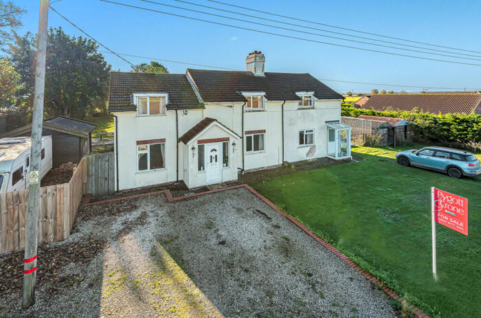 4 Bedroom Semi-Detached House For Sale In Council House, Hundred Fen, PE11