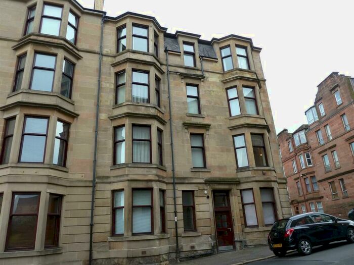 2 Bedroom Flat To Rent In Bank Street Greenock, PA15