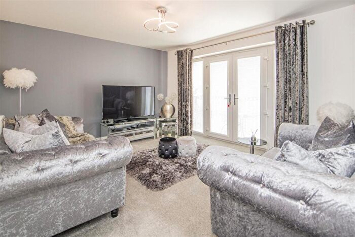 4 Bedroom Detached House For Sale In The Avenue, Corby, NN17