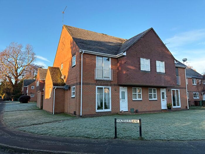 2 Bedroom Maisonette For Sale In Vicarage Lane, Shrivenham, Swindon, Oxfordshire, SN6