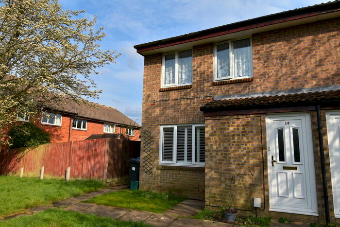 1 Bedroom Maisonette To Rent In Cowslips, Panshanger, AL7