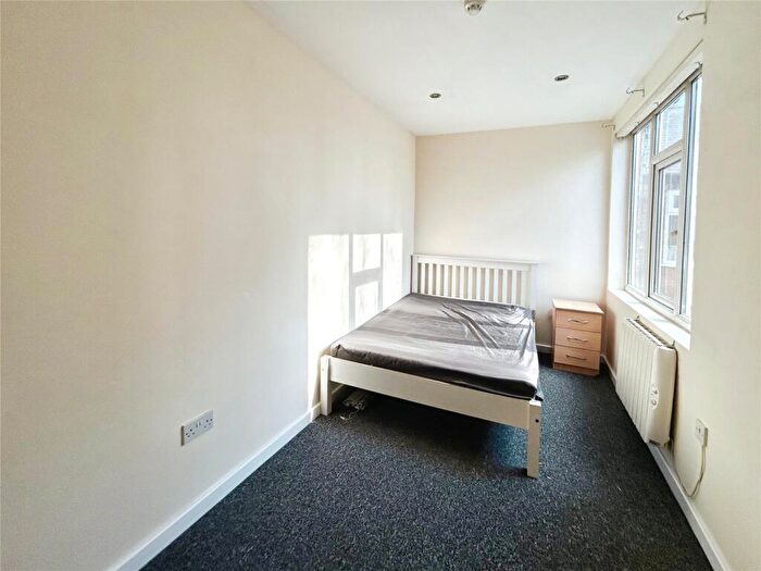 1 Bedroom Garage / Parking To Rent In Nuthall Road, Nottingham, Nottinghamshire, NG8