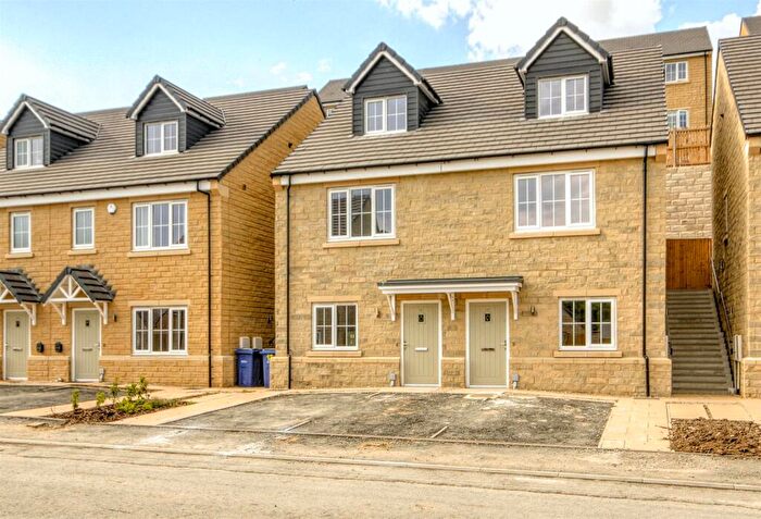 2 Bedroom Semi Detached House For Sale In Pen-Y-Ghent Road, Skipton, BD23