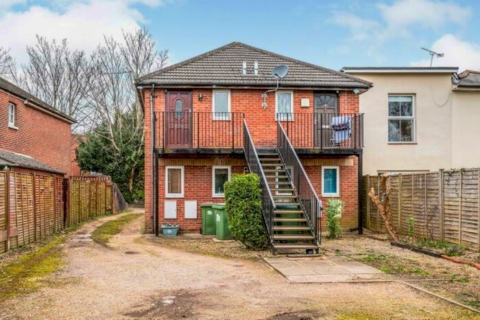 Studio To Rent In Portswood Road, Southampton, SO17