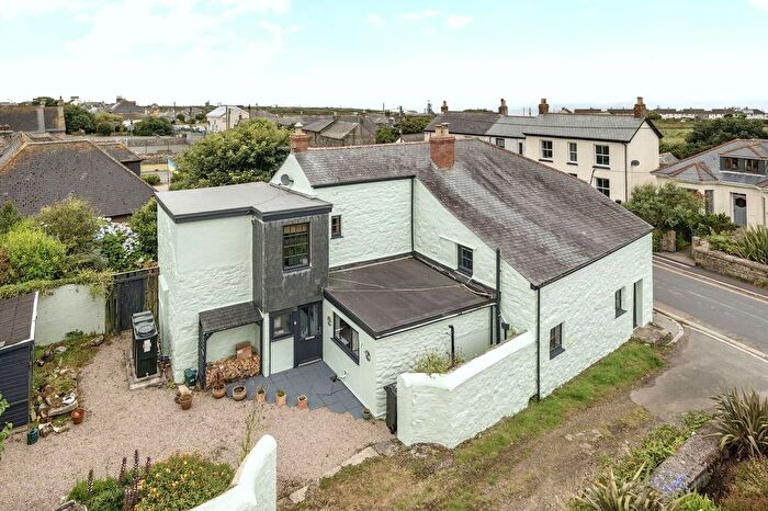 5 Bedroom Detached House For Sale In Quiddles, Pendeen, TR19