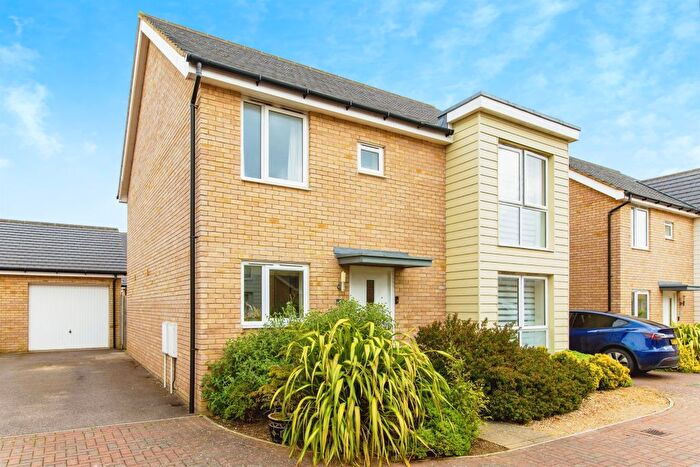 4 Bedroom Detached House For Sale In Typhoon Way, Upper Cambourne, Cambridge, CB23