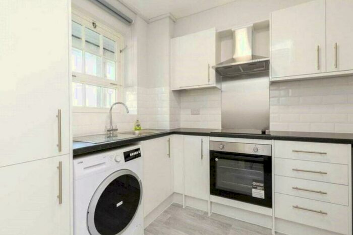 1 Bedroom Apartment To Rent In Phoenix Road, Euston, NW1
