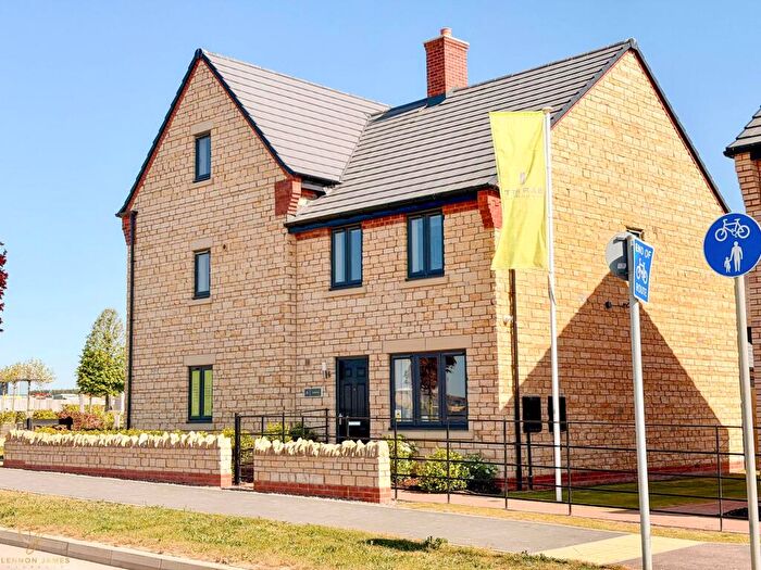 3 Bedroom Semi-Detached House For Sale In Chatteris Gate, London Road, PE16