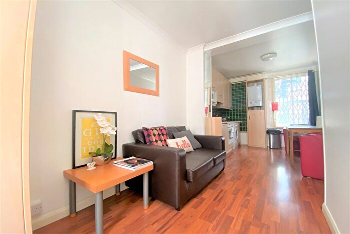 1 Bedroom Flat To Rent In London, W1S