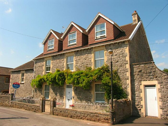 3 Bedroom Maisonette To Rent In Nippors Way, Winscombe, North Somerset, BS25
