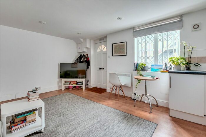 1 Bedroom Flat To Rent In Islington Park Street, Islington Central, N1