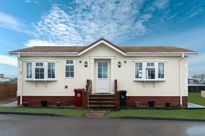 2 Bedroom Chalet For Sale In West Shore Park, Walney, Barrow-In-Furness, LA14