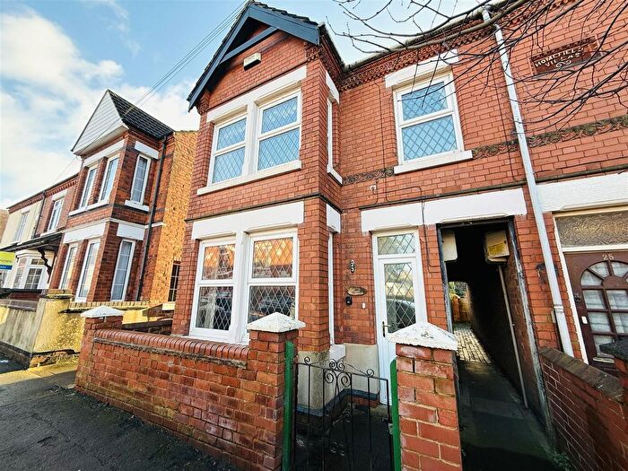 3 Bedroom Semi Detached House For Sale In Vaughan Street, Coalville, LE67