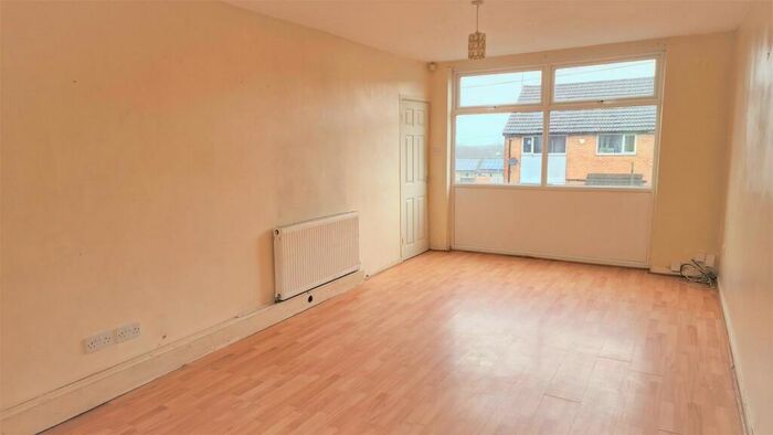 3 Bedroom House To Rent In Manor Farm Road, Leeds, LS10