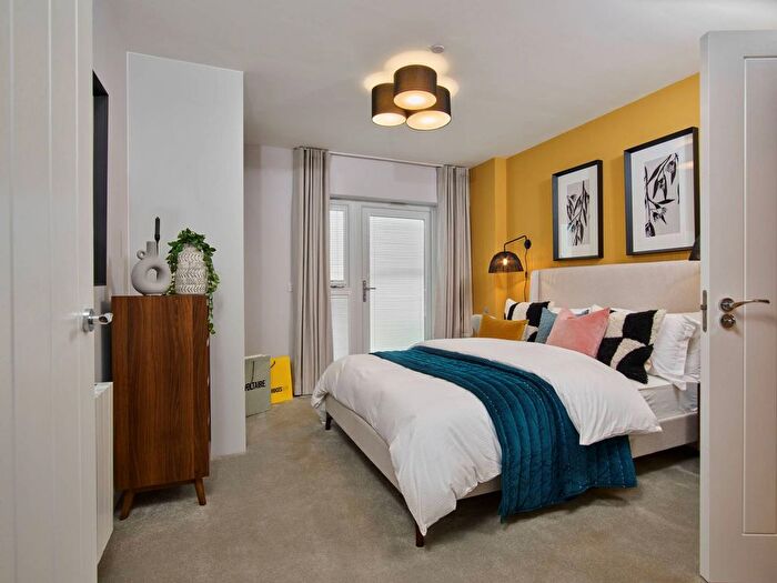 1 Bedroom Flat For Sale In Kings Langley, Watford, Kings Langley, WD4