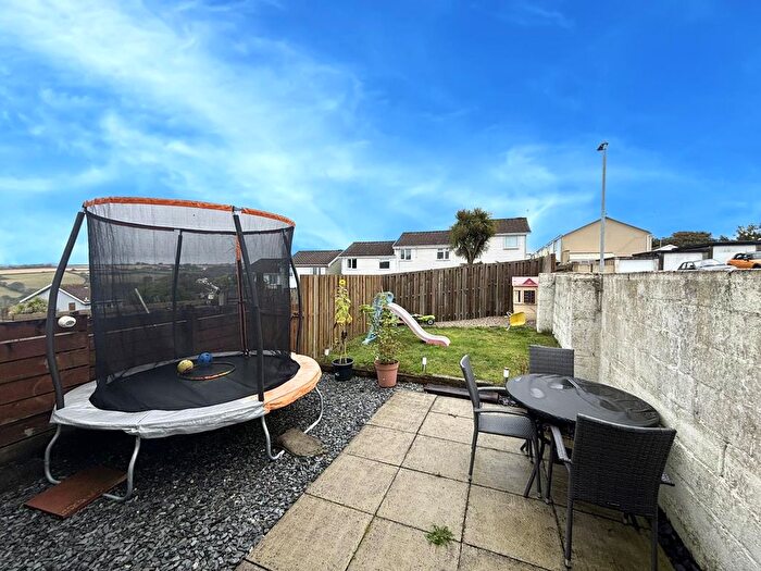 3 Bedroom End Terrace House For Sale In Broad Walk, Helston, TR13